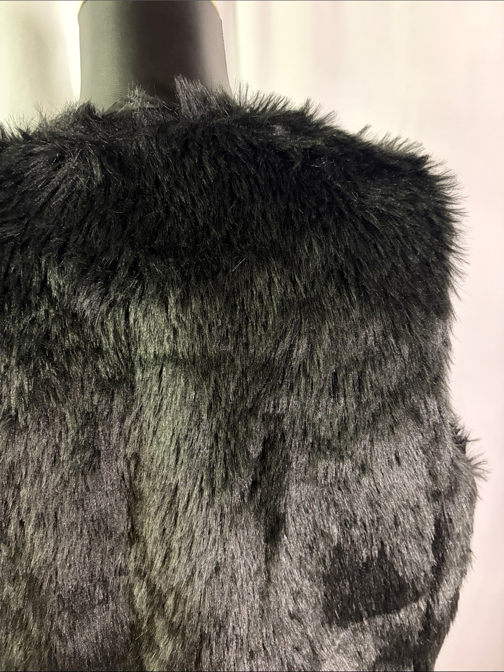 Gap True Black Faux Fur Open Front Vest - Picture 12 of 16